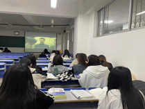  經濟管理系組織學生開展《覺醒年代》紅色觀影活動