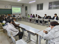 經(jīng)濟(jì)管理系舉辦電子商務(wù)專業(yè)師生學(xué)業(yè)交流座談會(huì)